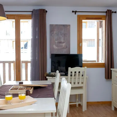 Hotel apartamentowy Goelia Les De Super-besse