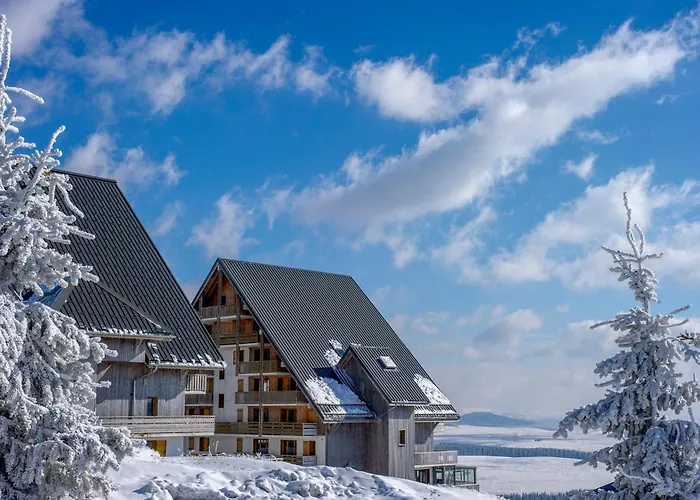Appart hôtel Résidence Goélia Les De Super-besse 3*